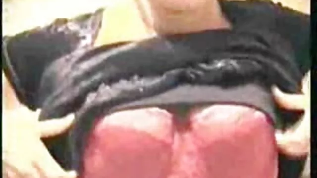AIRI AI masszírozza a farkat megereszkedett szex videok videa melleivel