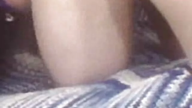 Csábító szőke, kemény pornó videók érett Misty Vonage hatalmas farkán ugrál