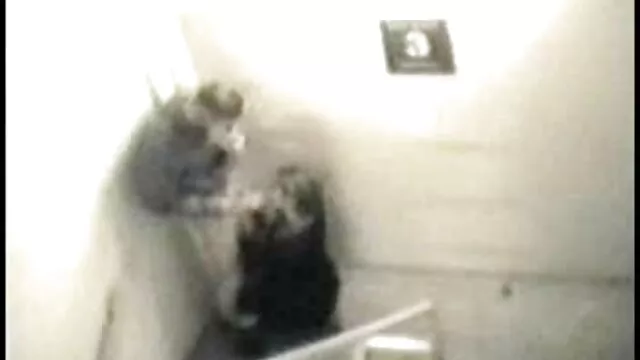 A dohányzó anyuka, Veronica Avluv egy nagy faszra vágyik egy idióta mostohafia szex videók érett nők után