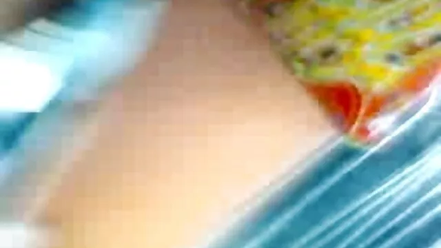 A pompás pornósztár, Aletta Ocean egy egészségügyi romantikus szex videók központban kezeli páciensét