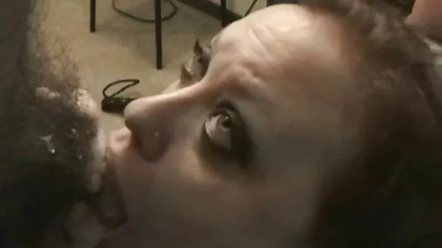 Dirty Alexis Texas, Tori porrno filmek Black, Roxy Raye a börtöncellában eszik és nyalja a puncikat
