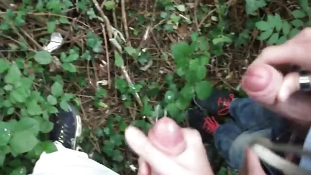 Slampos vörös néger sex video hajú, zsákmányos nimfó BJ-t ad, és kutyus lesz
