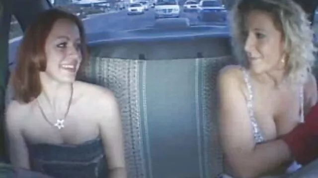 Slutty Rosa műanyag játékkal behatolt a seggfejébe punci nyalás video a barátja, aki az ym