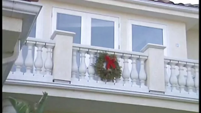 A bájos kurva Stephani Moretti rendetlen arckezelést szuzesseg elvesztese videok kap