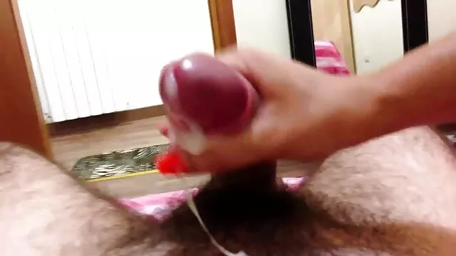 Buja ázsiai szexbaba nagy mellekkel, édes fehér farkat szív a masszázsszalonban kukolo videok