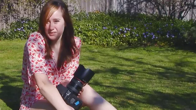 Gőzös ribanc szóbeli baszik fekete kakas, miközben egyre anya fia sex videok pounded