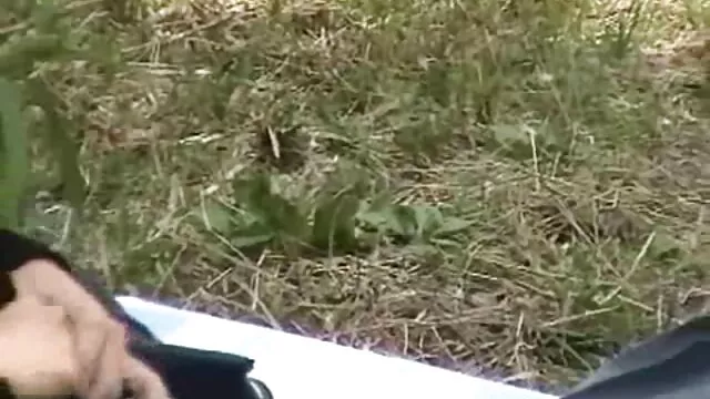 Melles, ingyen családi sex videok világos hajú hottie szenvedéllyel szívja a személyzet péniszt